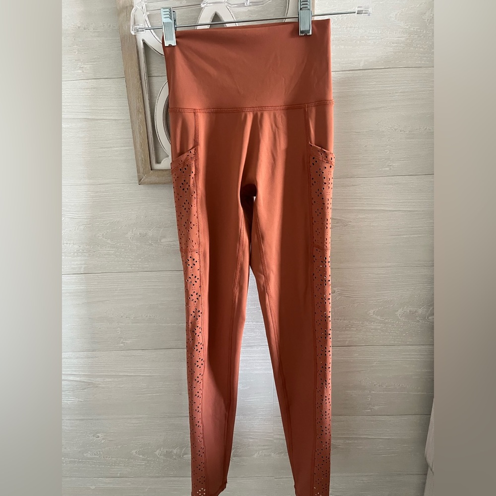 Aerie move laser cut leggings